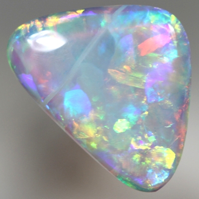 SOLID CRYSTAL OPAL Bursting with fire colours 